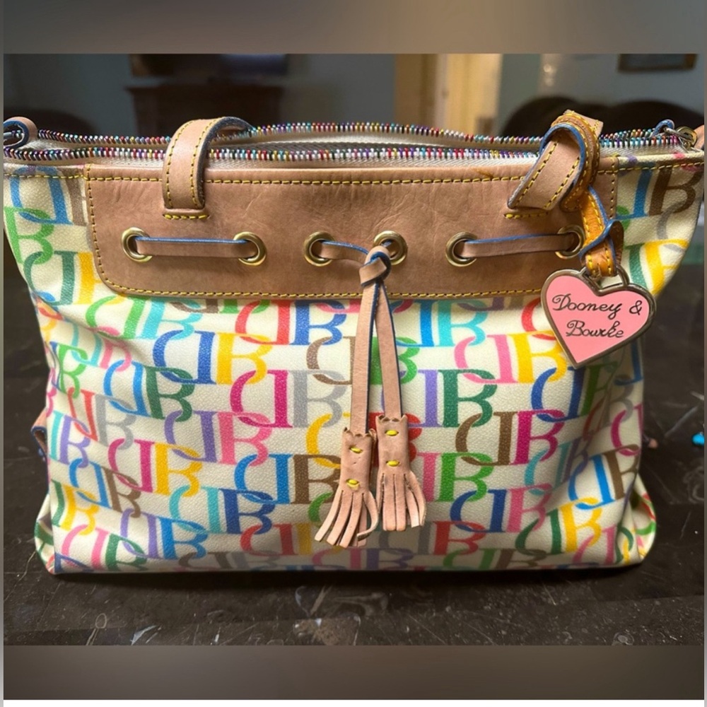 DOONEY& BOURKE VINTAGE Y2K